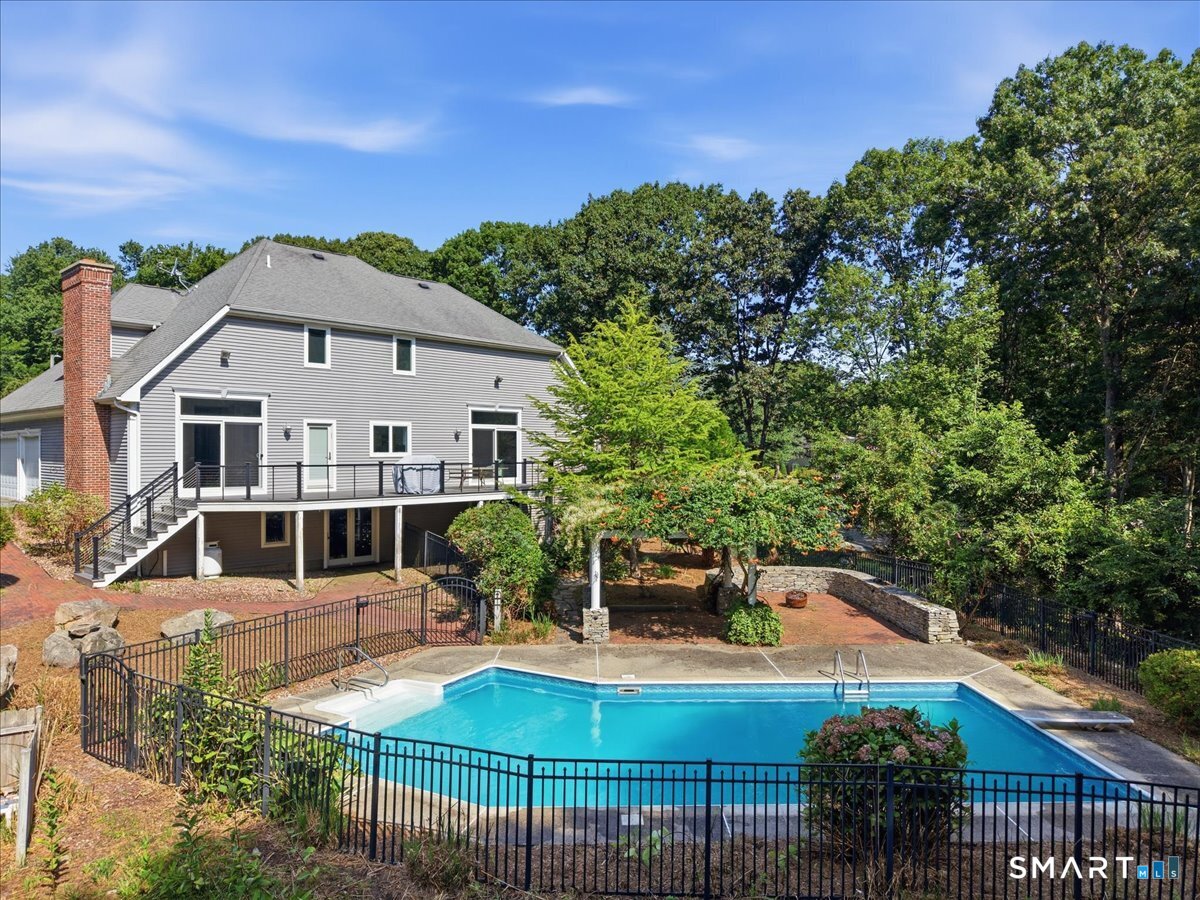 70 Pepperbox Road Waterford CT 06385
