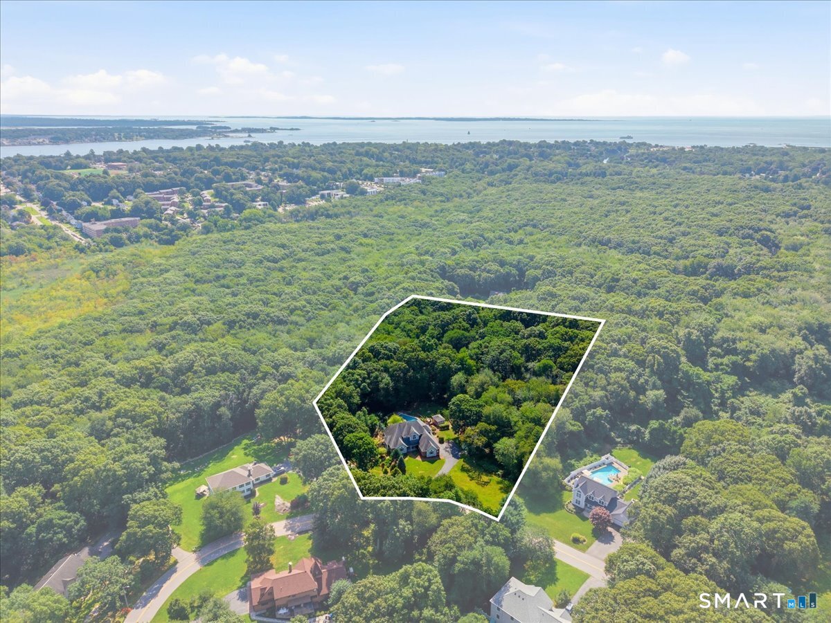 70 Pepperbox Road Waterford CT 06385
