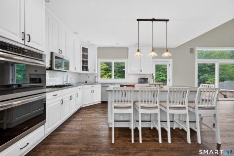 70 Pepperbox Road Waterford CT 06385