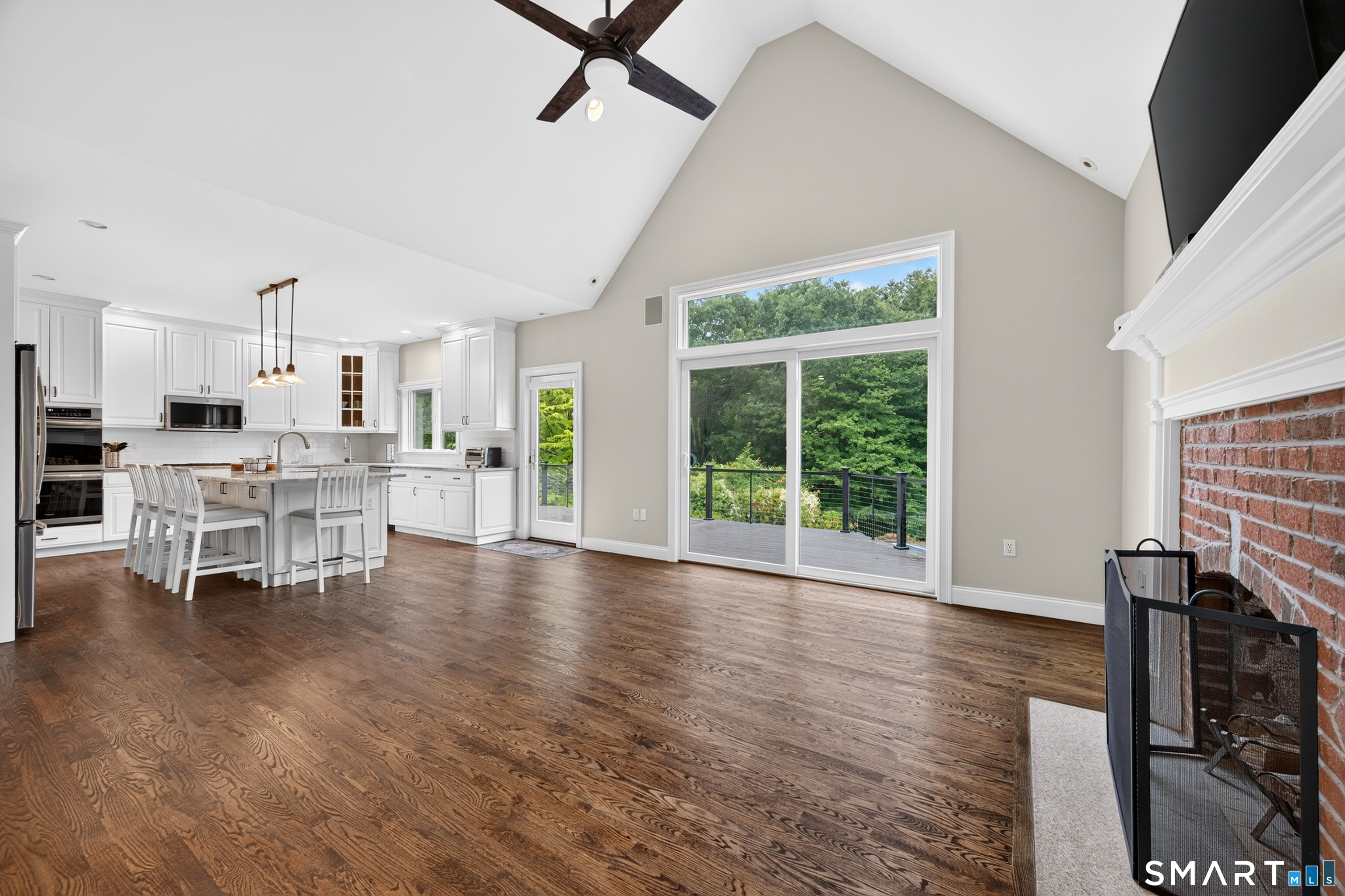 70 Pepperbox Road Waterford CT 06385