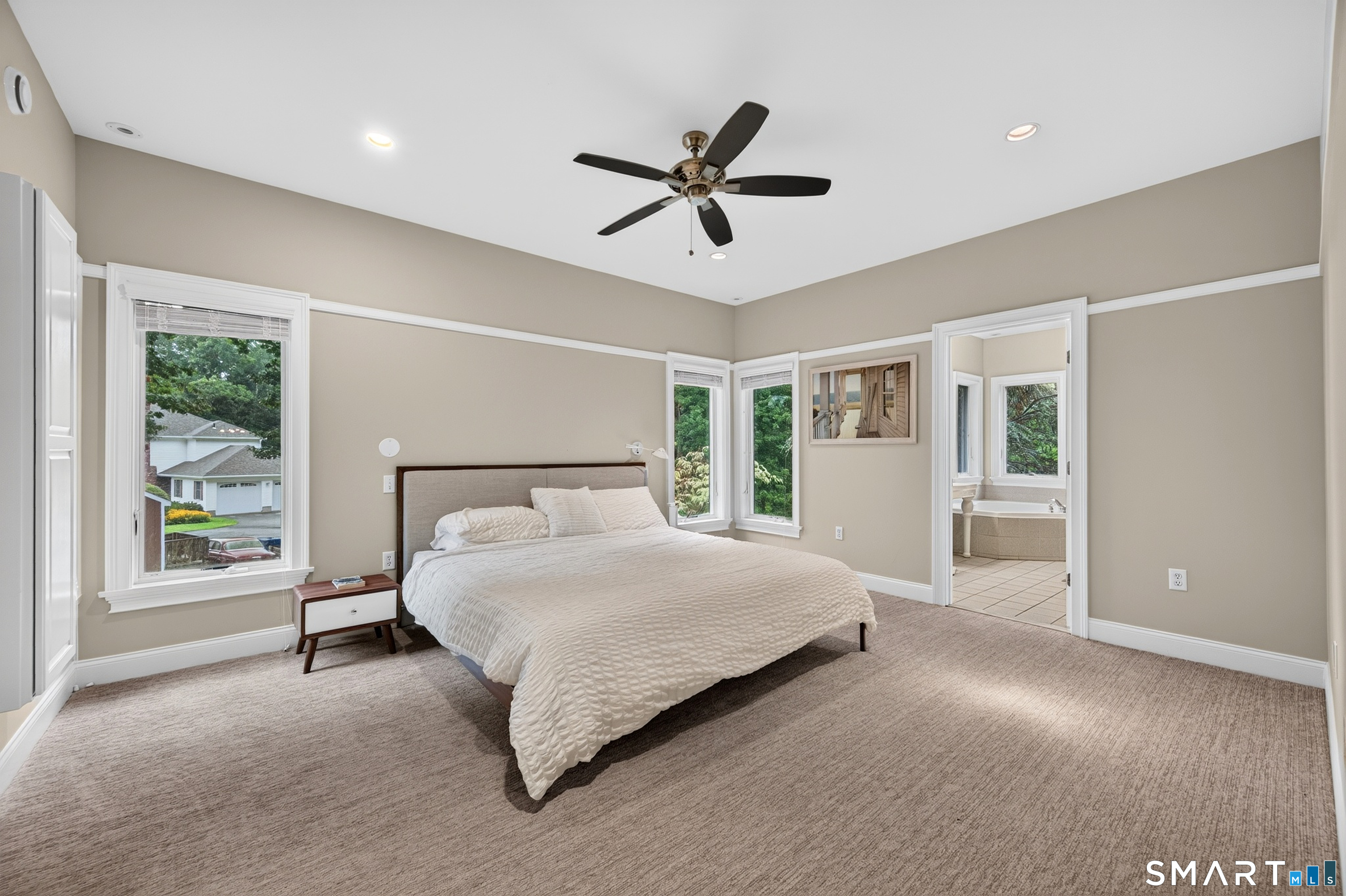 70 Pepperbox Road Waterford CT 06385