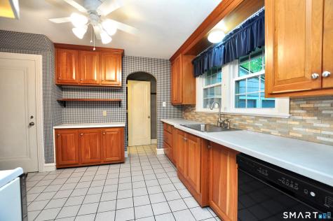 10 Harvey Road Windsor CT 06095
