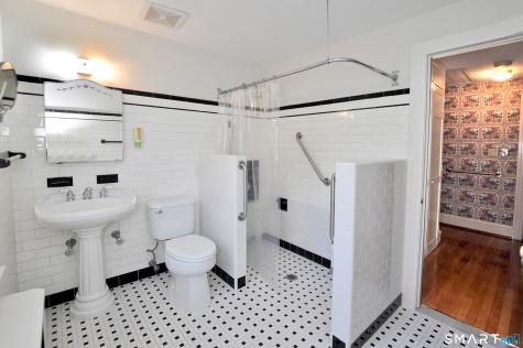10 Harvey Road Windsor CT 06095
