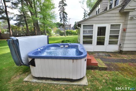10 Harvey Road Windsor CT 06095