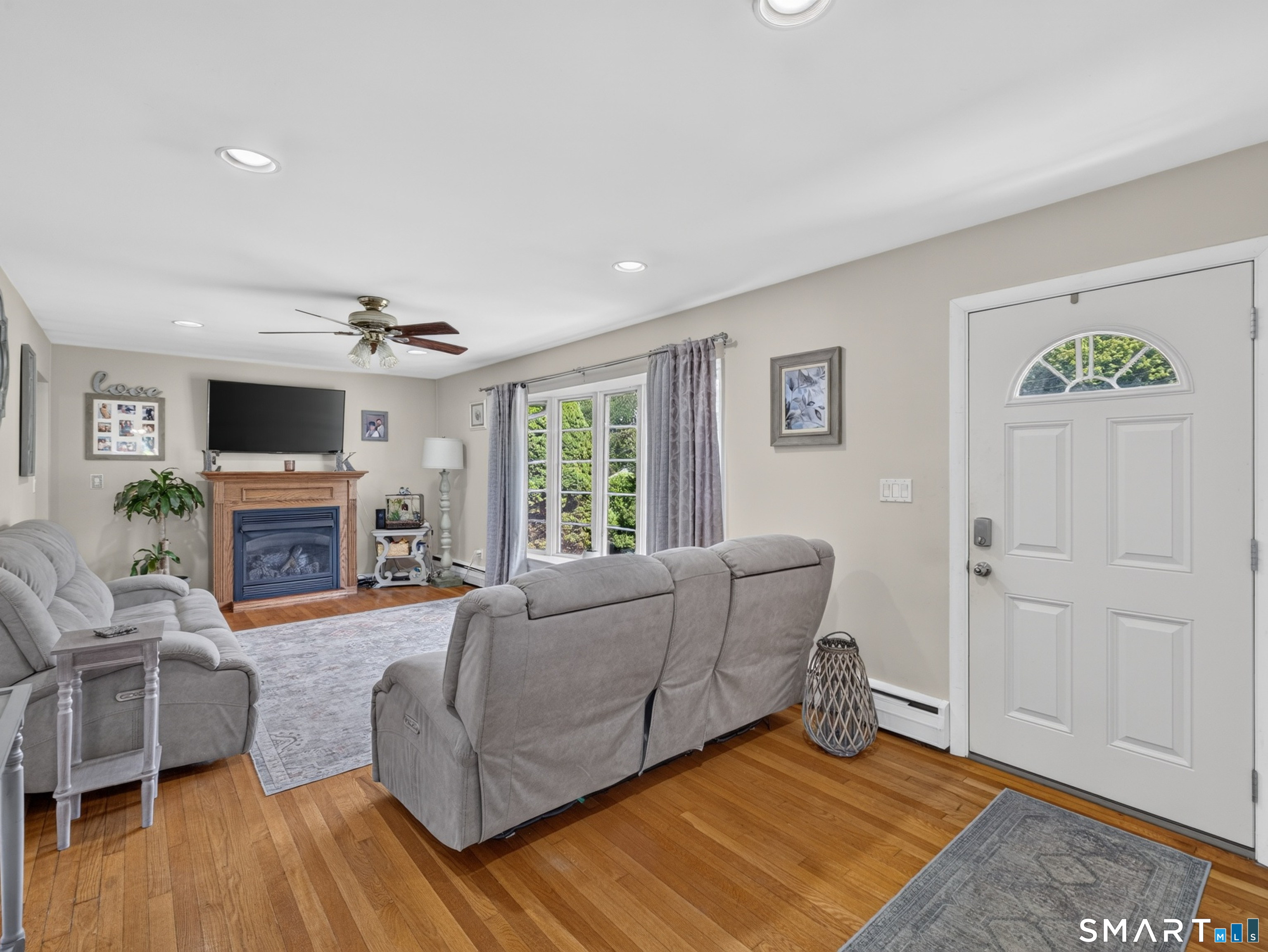 Waterford CT 06375