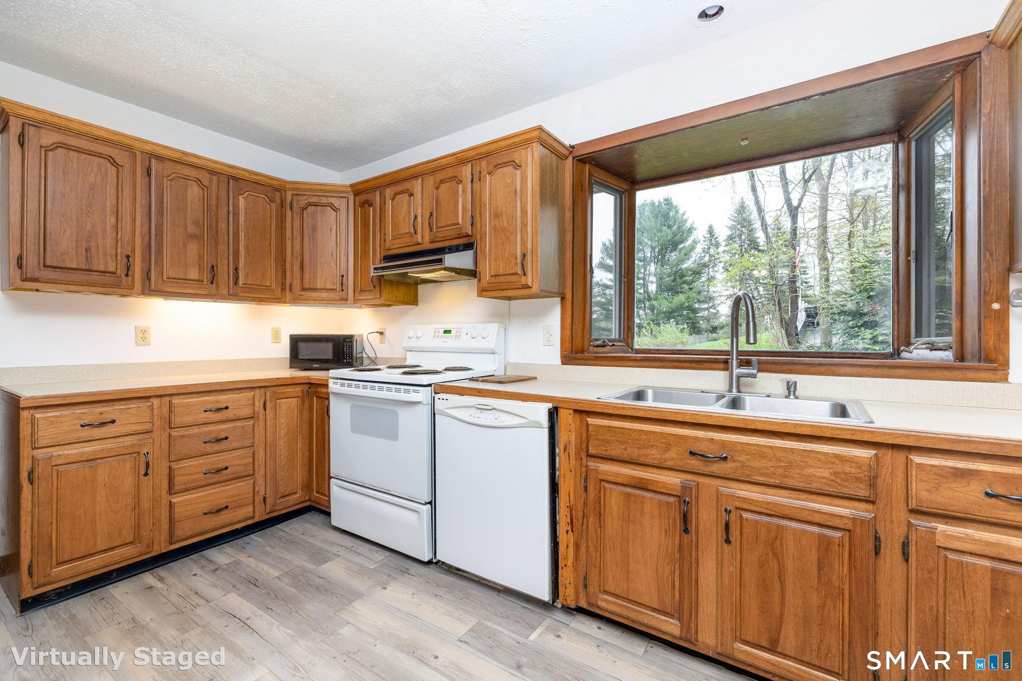 24 Rose Street Sprague CT 06330