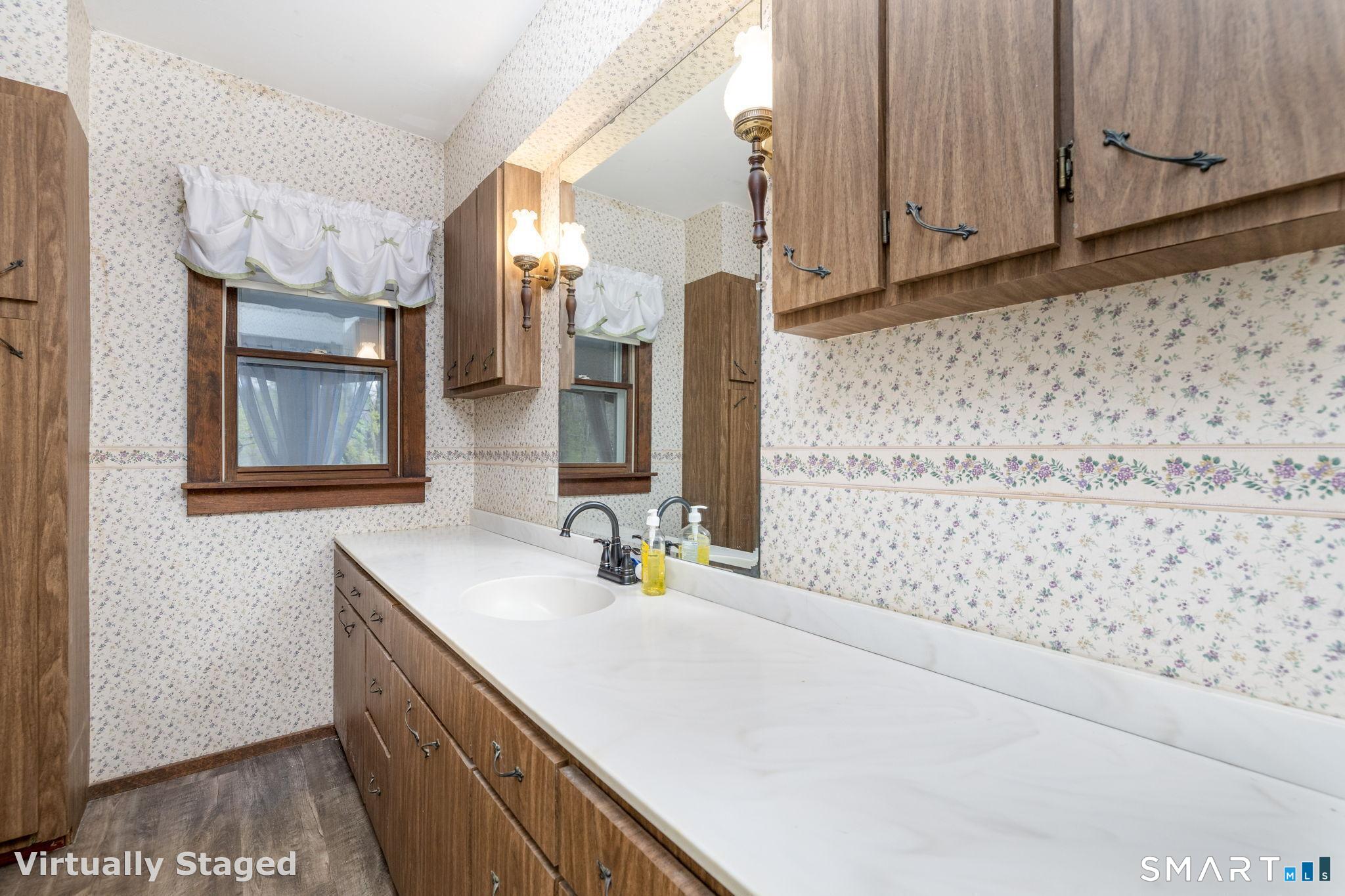 24 Rose Street Sprague CT 06330