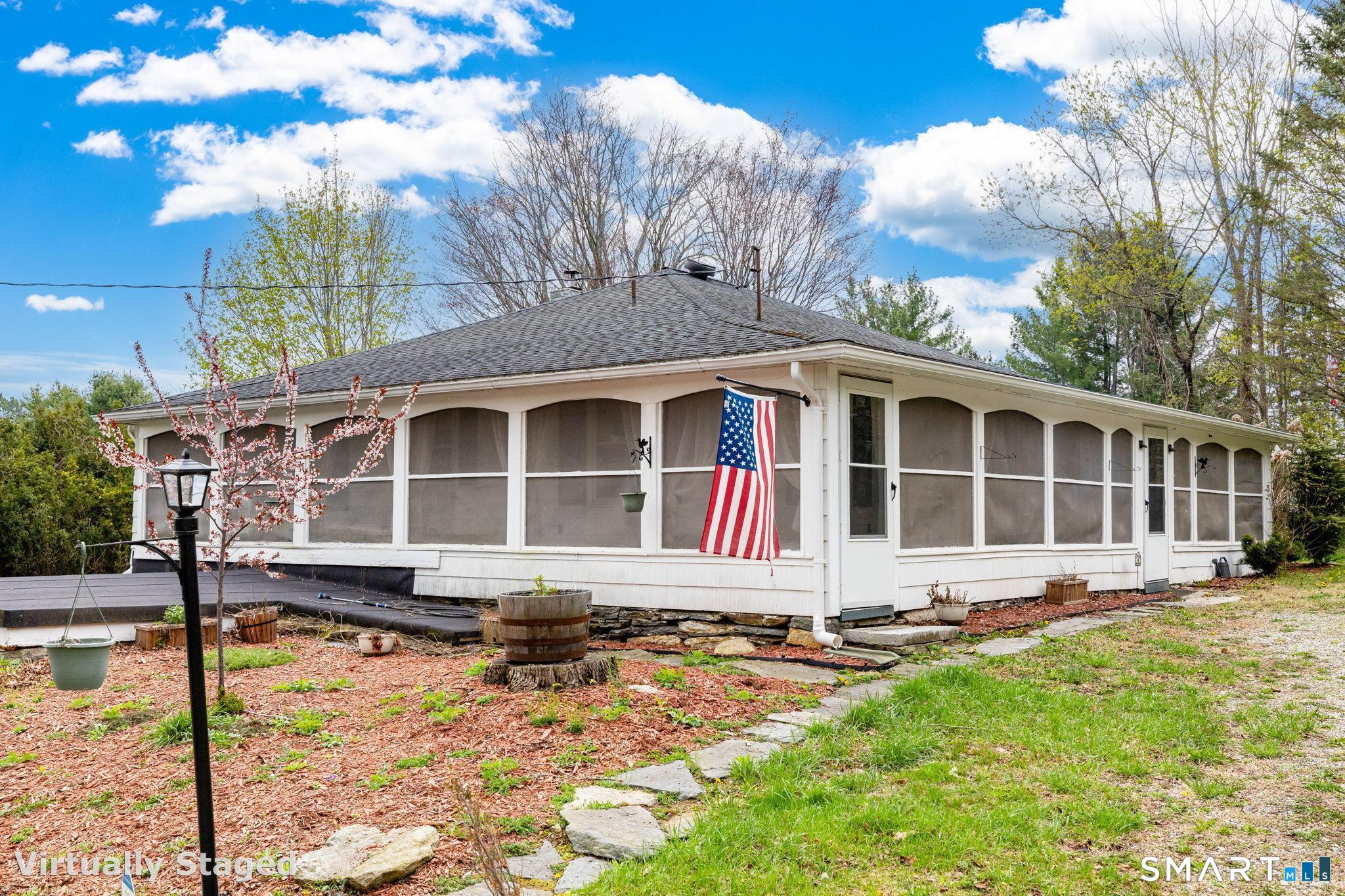 24 Rose Street Sprague CT 06330
