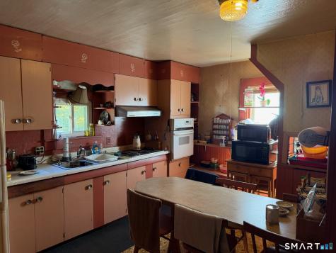 804 Walnut Hill Road Thomaston CT 06787