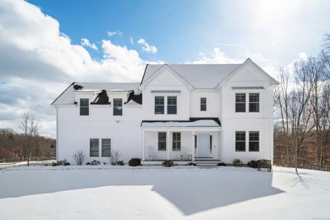35 Fawn Meadow Lane Woodbury CT 06798