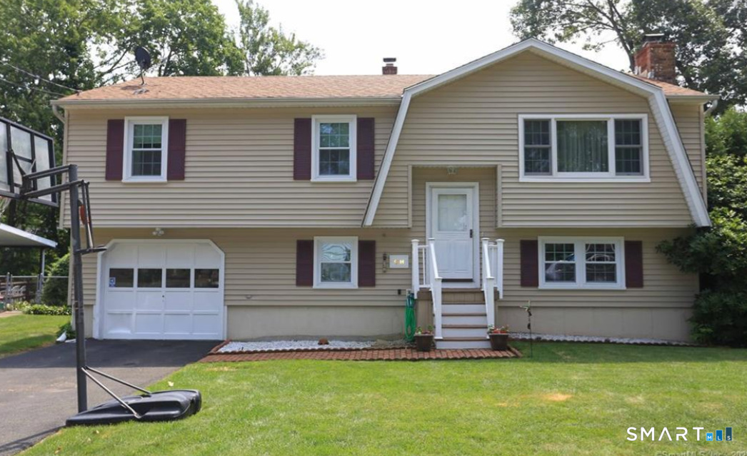 68 Eagle Place West Haven CT 06516