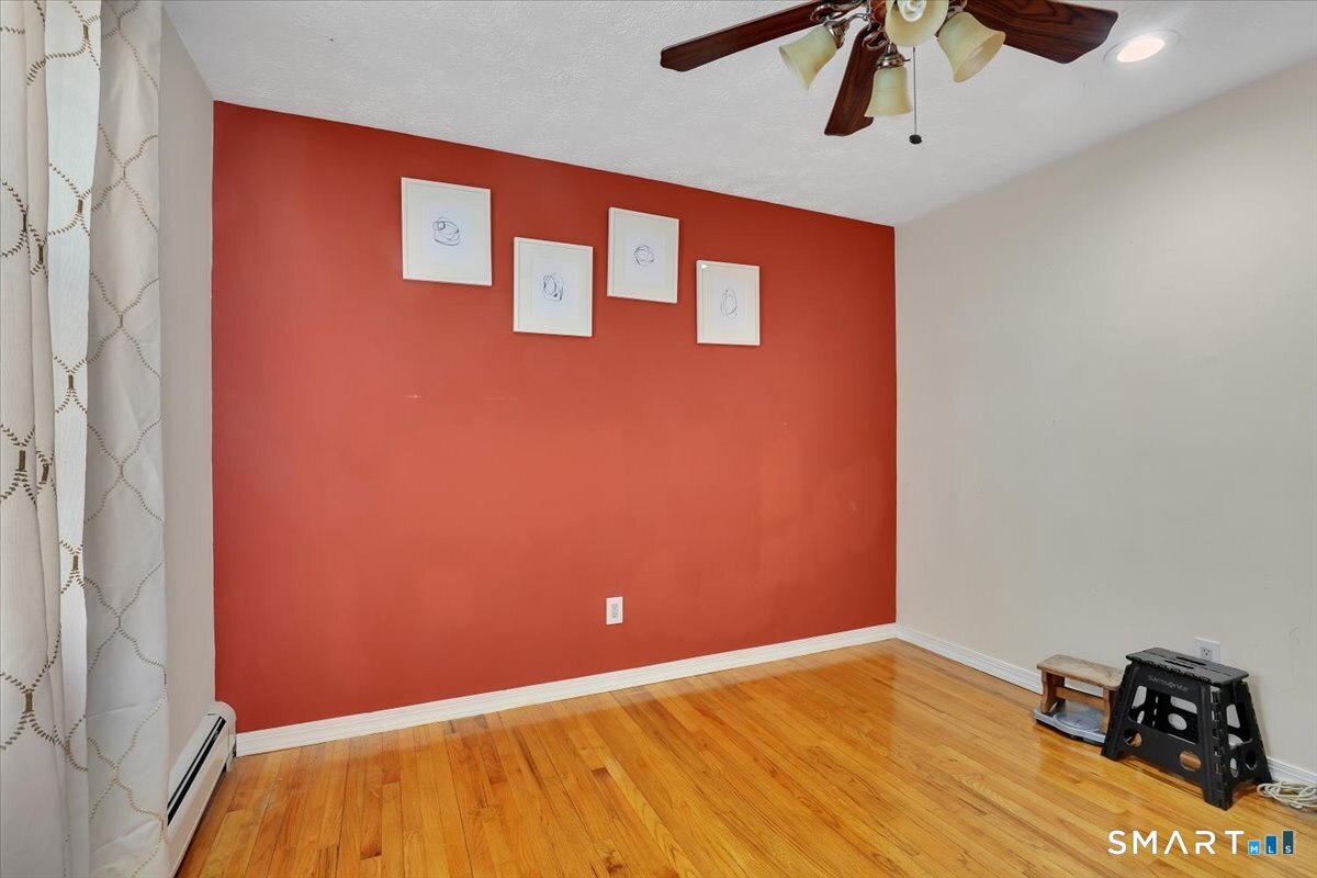 68 Eagle Place West Haven CT 06516