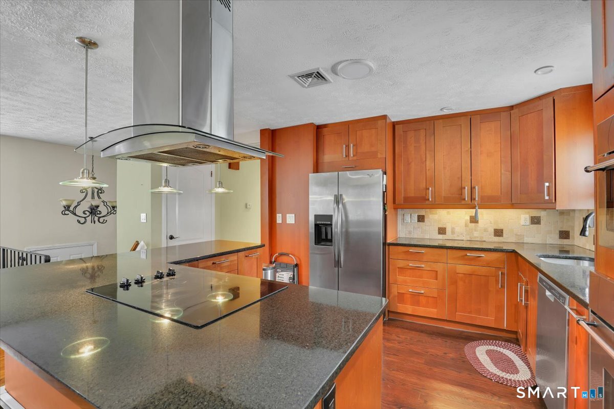 68 Eagle Place West Haven CT 06516