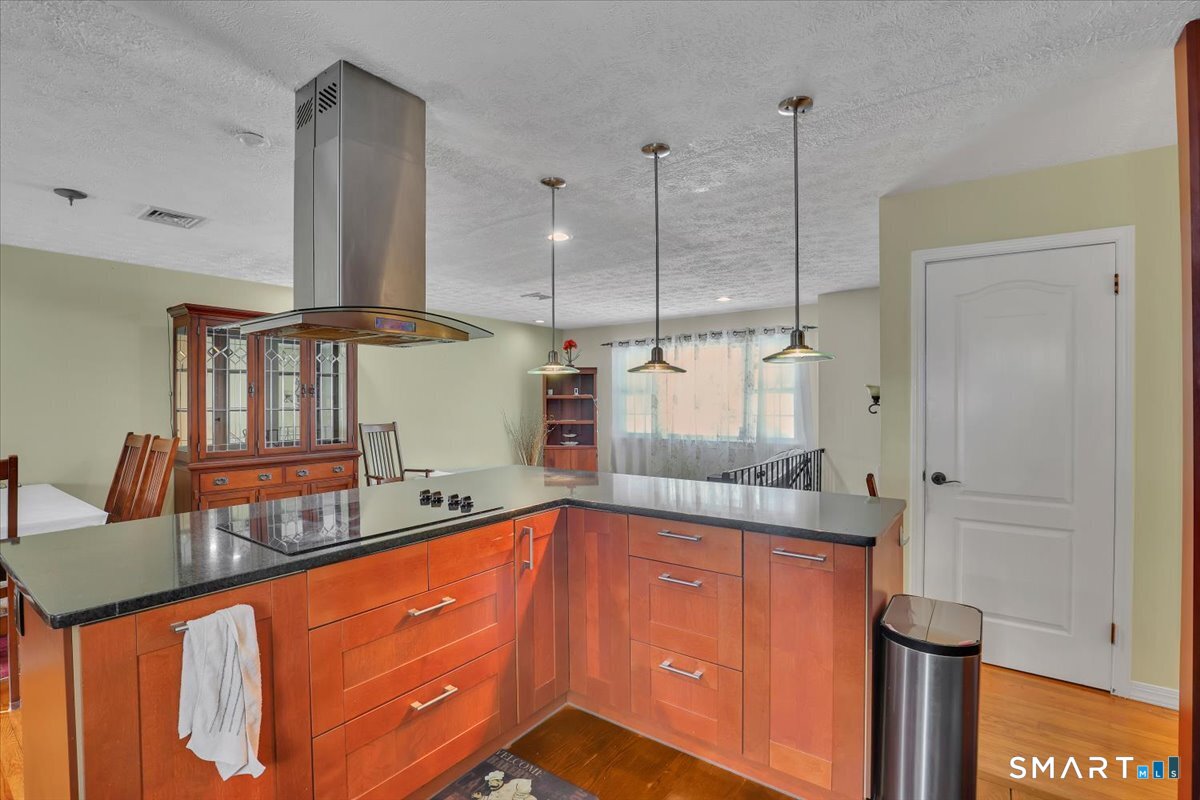 68 Eagle Place West Haven CT 06516