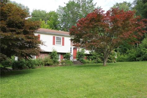2 Ole Musket Lane Danbury CT 06810