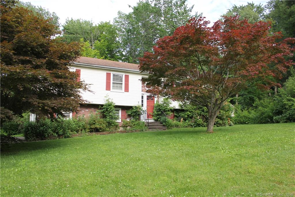 2 Ole Musket Lane Danbury CT 06810