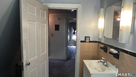 17 Ridgeview Road Meriden CT 06451