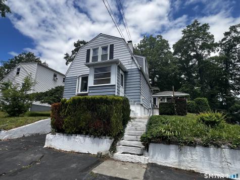 17 Ridgeview Road Meriden CT 06451