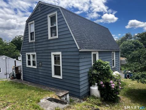 17 Ridgeview Road Meriden CT 06451