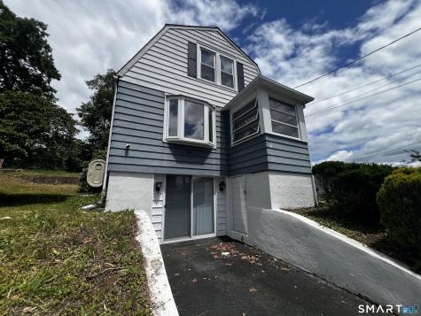 17 Ridgeview Road Meriden CT 06451