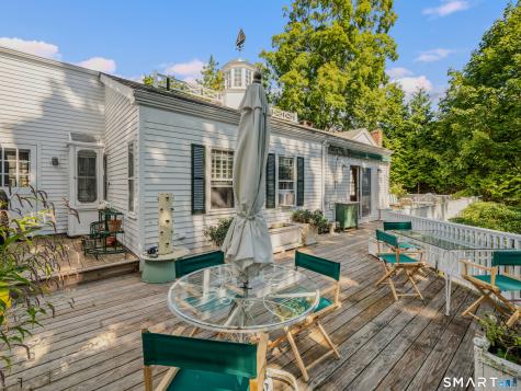 27 Prospect Street Essex CT 06426