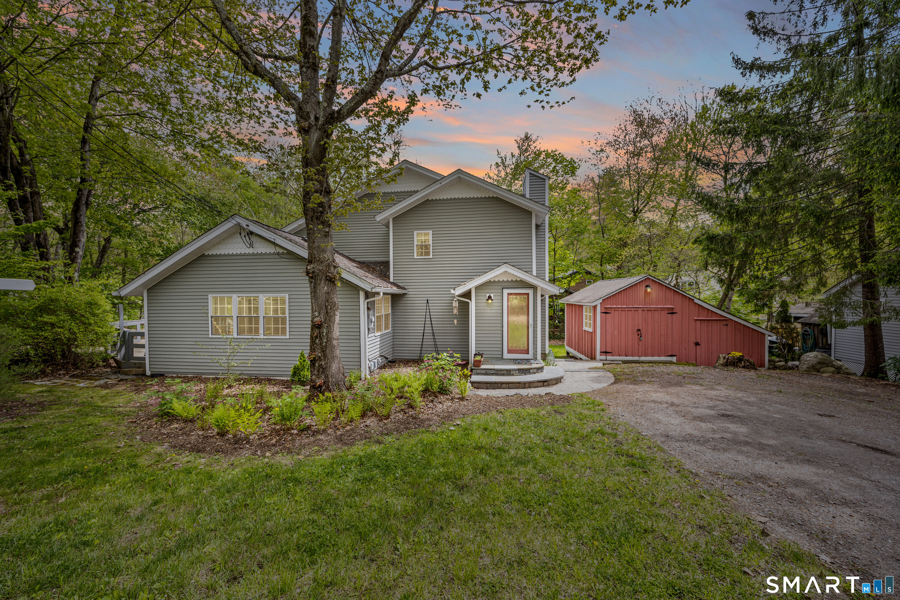 28 Davis Road New Hartford CT 06057