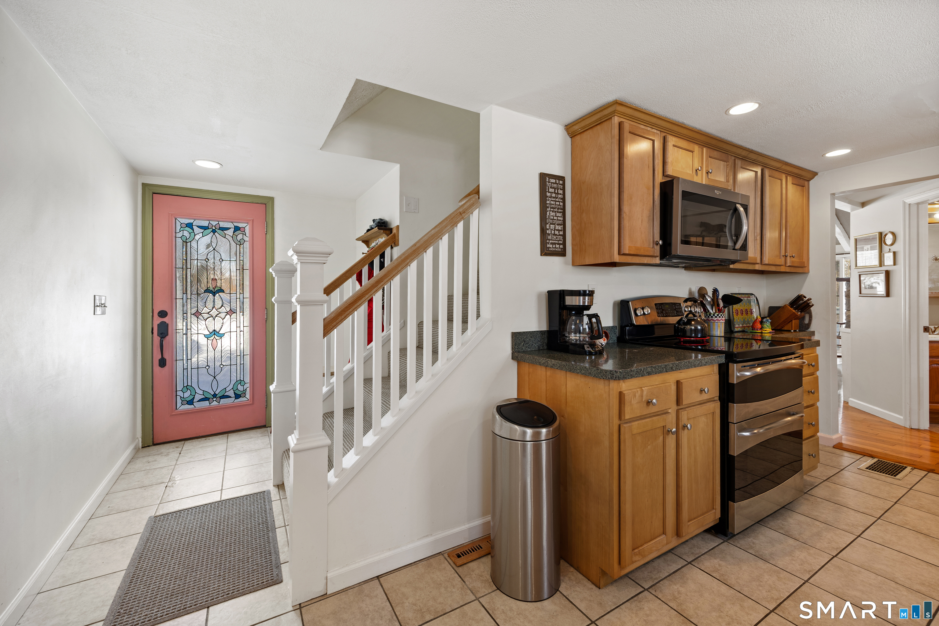 28 Davis Road New Hartford CT 06057