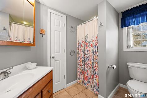 28 Davis Road New Hartford CT 06057