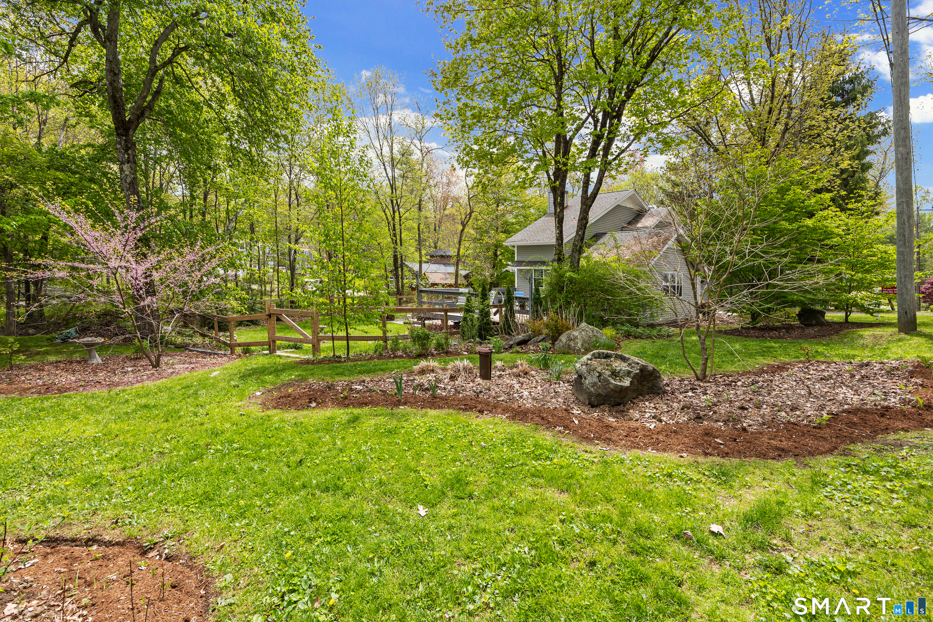 28 Davis Road New Hartford CT 06057