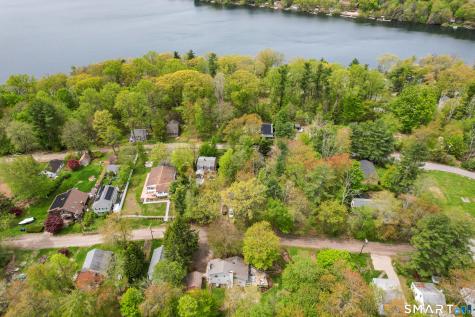 28 Davis Road New Hartford CT 06057