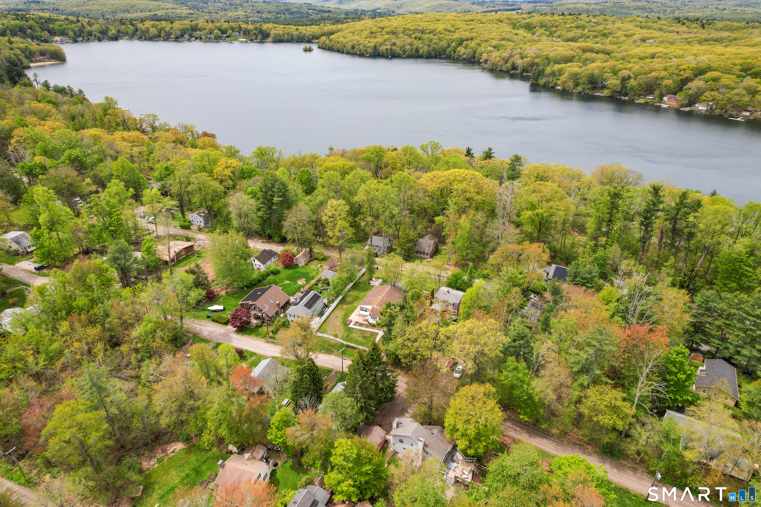 28 Davis Road New Hartford CT 06057