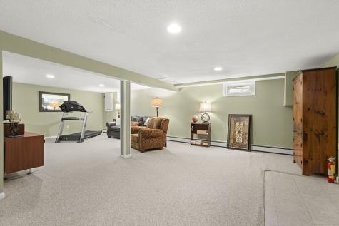 17 Valley Stream Drive Danbury CT 06811