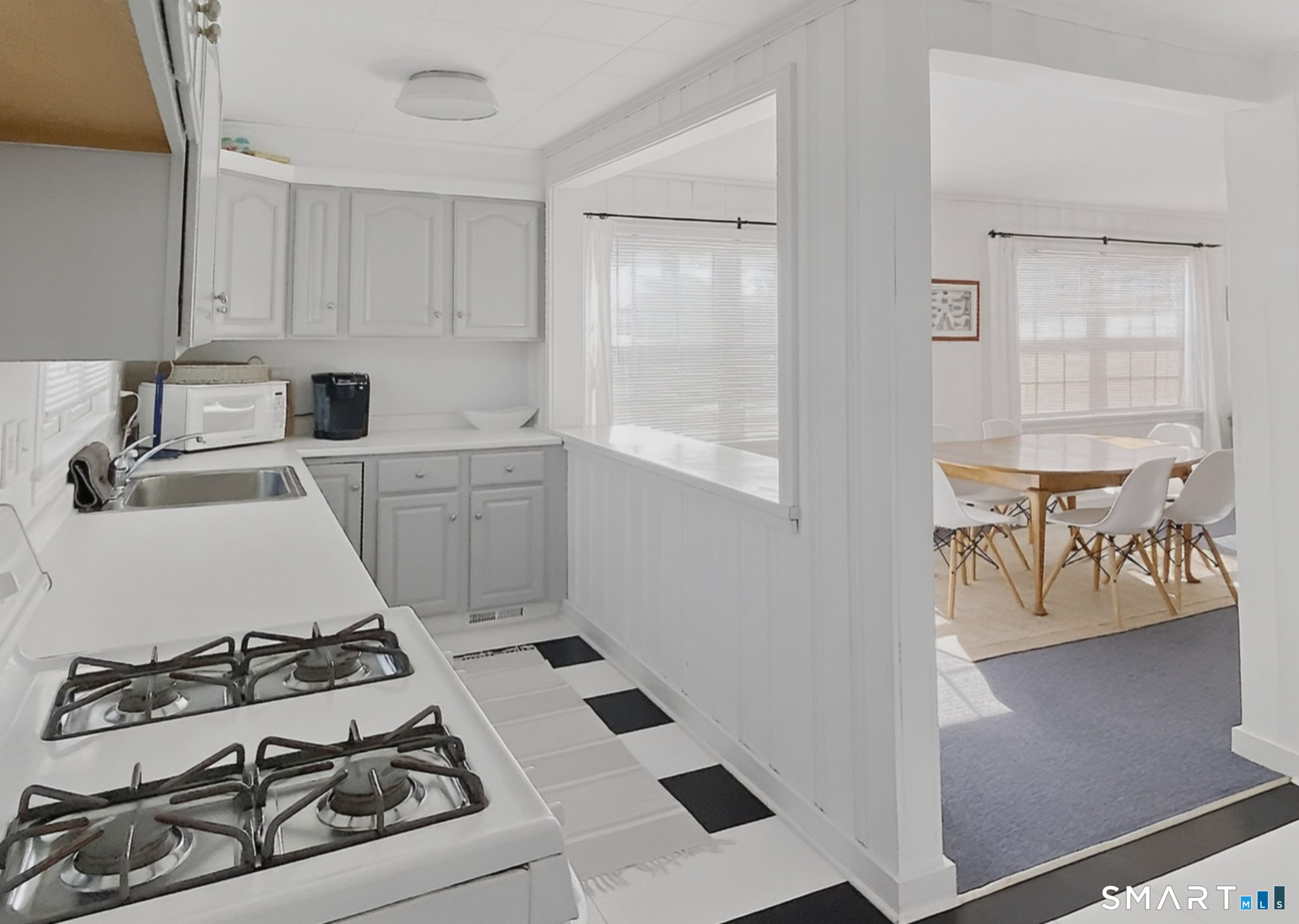 21 Tautog Street Groton CT 06340