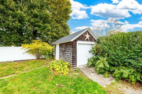 8 Pearl Street Groton CT 06355