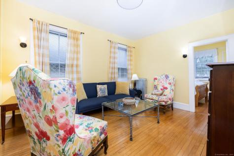 8 Pearl Street Groton CT 06355