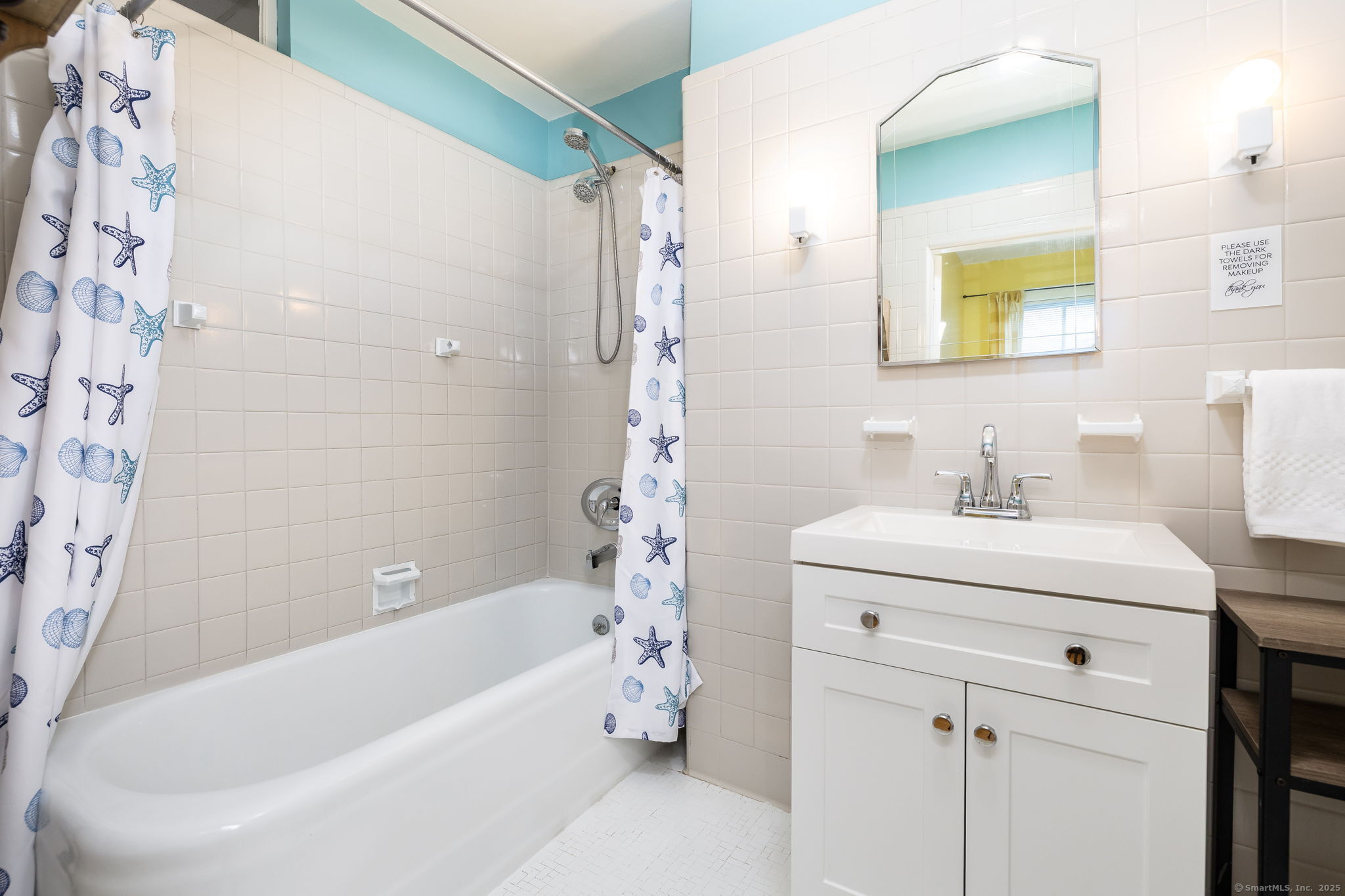 8 Pearl Street Groton CT 06355