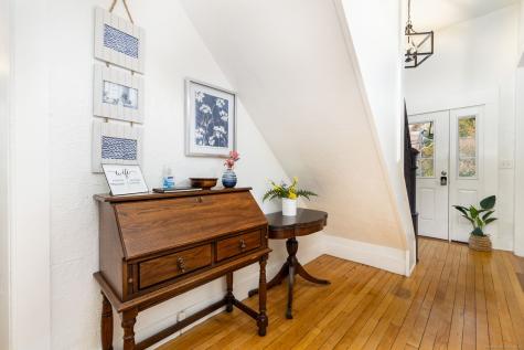 8 Pearl Street Groton CT 06355