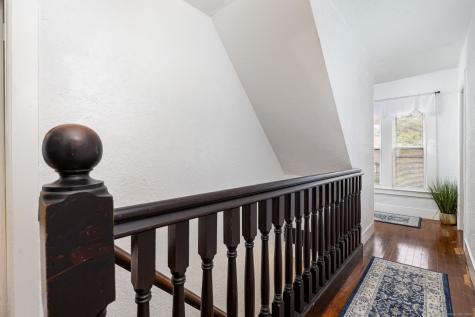 8 Pearl Street Groton CT 06355