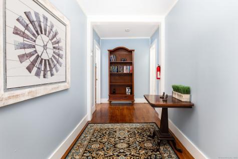 8 Pearl Street Groton CT 06355