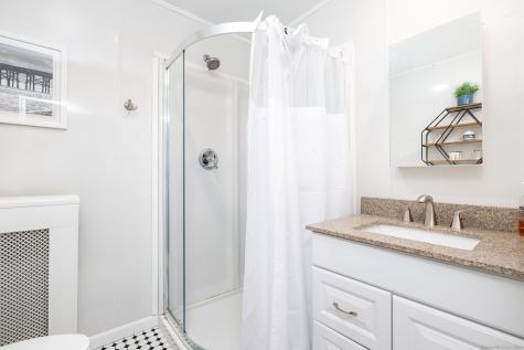 8 Pearl Street Groton CT 06355