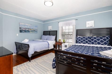 8 Pearl Street Groton CT 06355