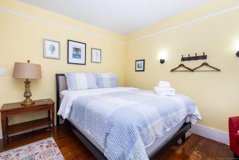 8 Pearl Street Groton CT 06355