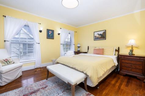 8 Pearl Street Groton CT 06355