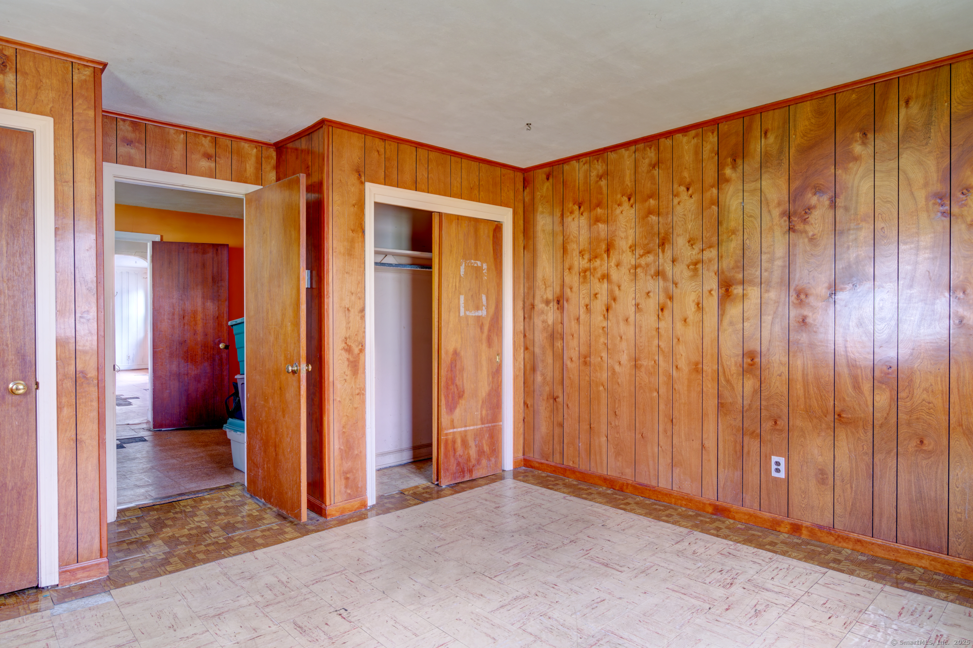 129 Glenview Drive Newington CT 06111