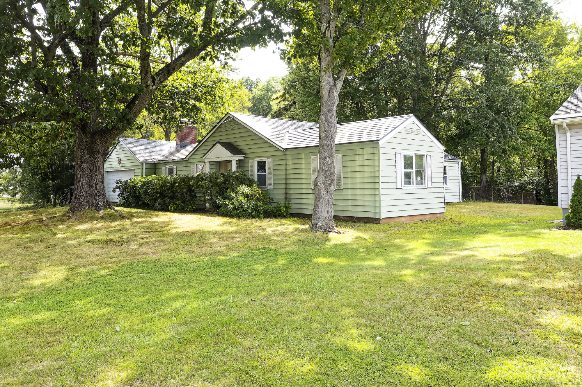 129 Glenview Drive Newington CT 06111