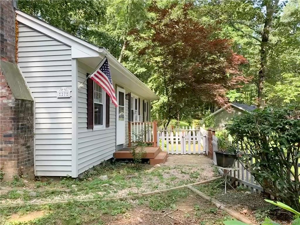 27 Laurel Cove Road East Haddam CT 06423