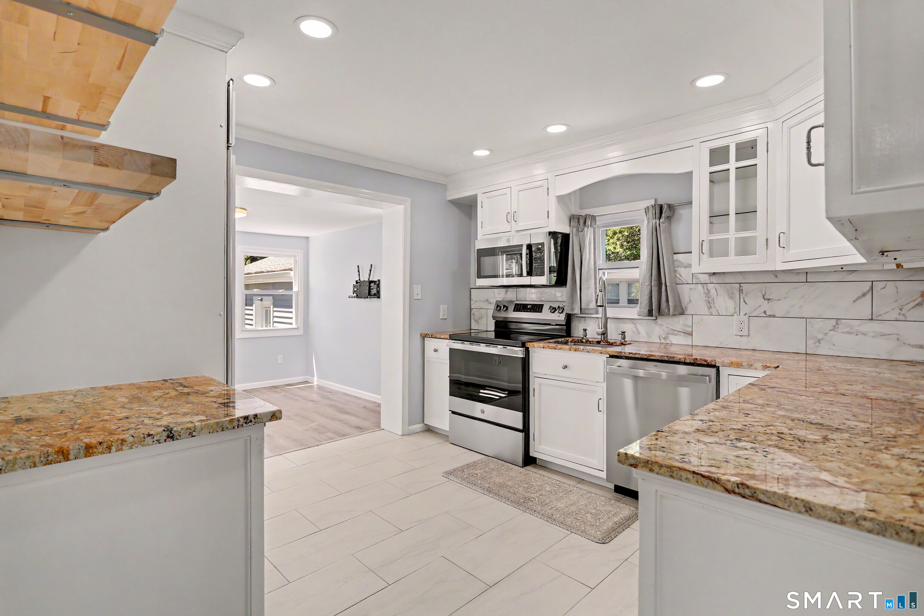 175 School Street Fairfield CT 06824