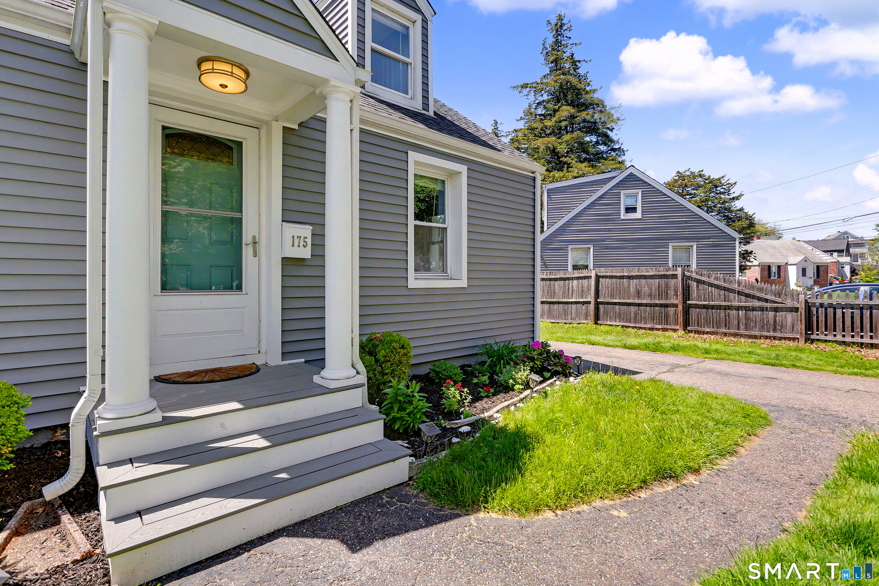 175 School Street Fairfield CT 06824