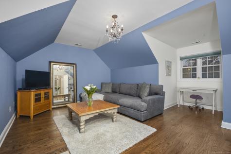 199 Walnut Hill Road Bethel CT 06801