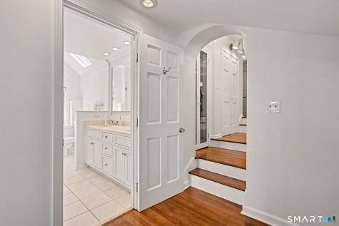 5 Farnham Court Westport CT 06880